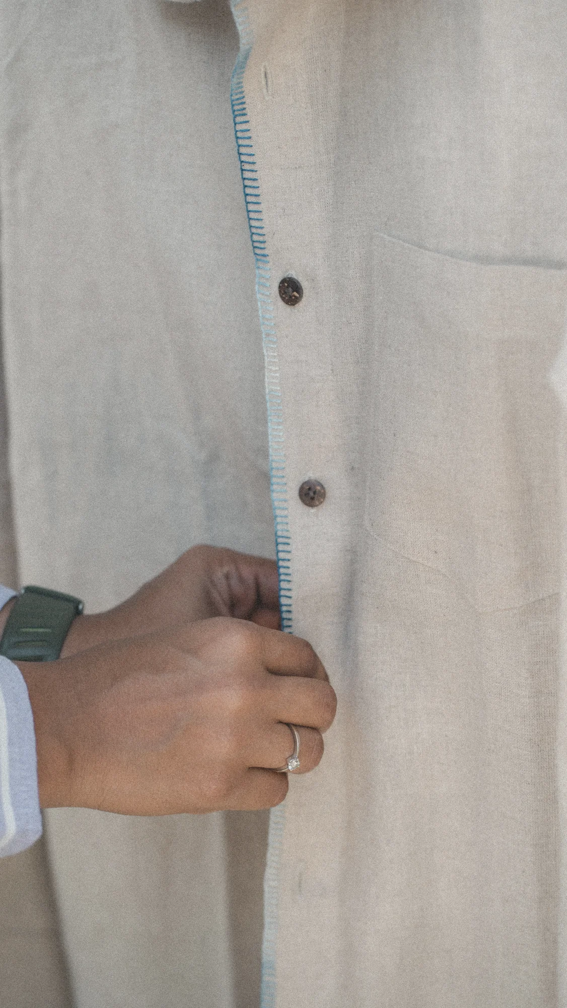 Outline — field detail placket